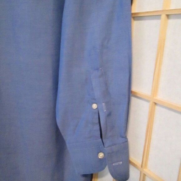 Jos A Banks Blue Pinpoint Button Down Cotton Shirt - Picture 6 of 6